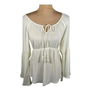 🤍 Takara Beautiful Puff Sleeve Lace Top Small